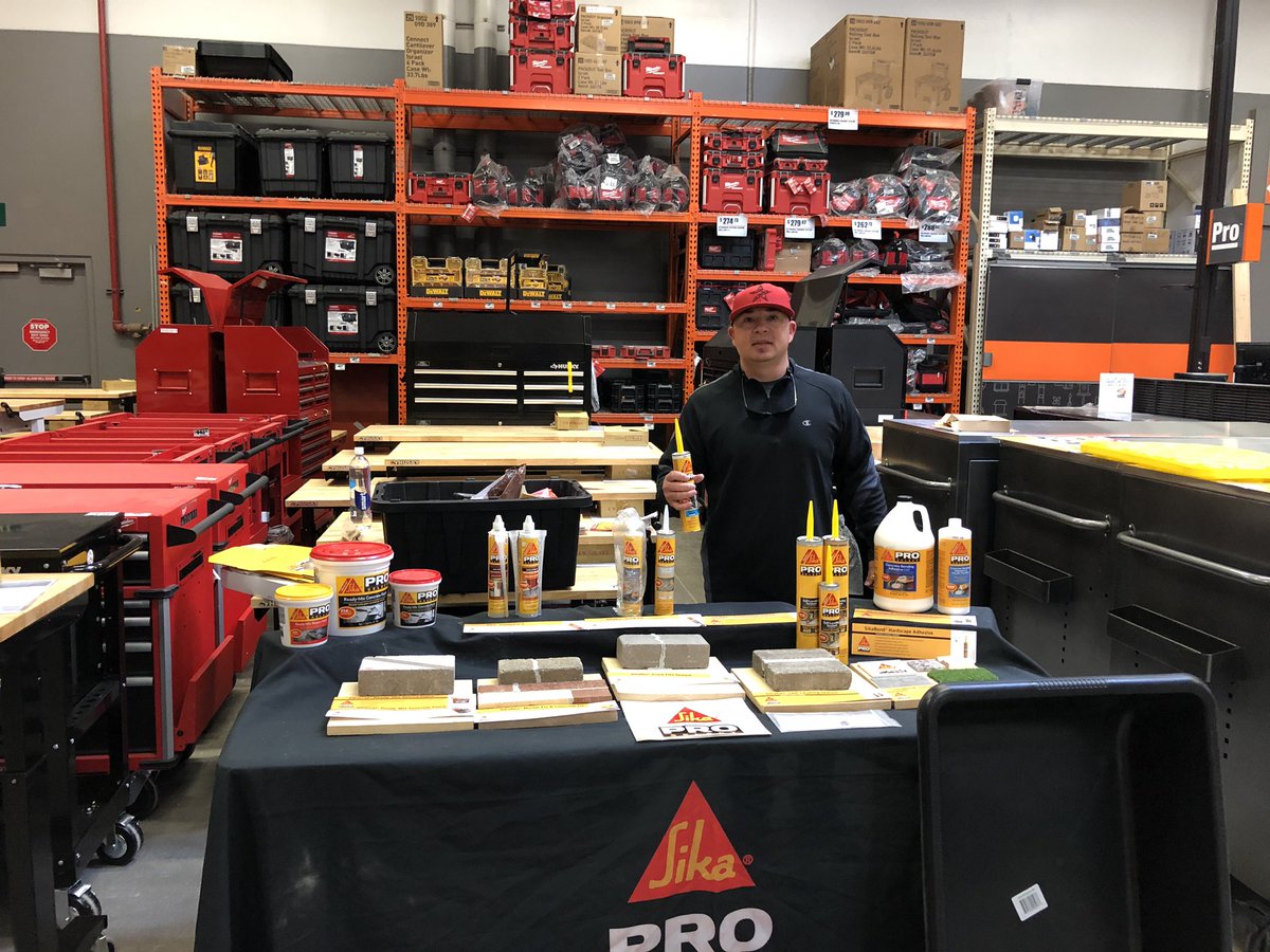 JFluhman's tweet photo. Great turnout today @ Home Depot store #415 in Queencreek, AZ!! Donuts, Demo’s, and Dancing!! Ok well maybe not dancing... but we are having fun SIKA STYLE!! 💪🏼 #HomeDepot @CBoswellHD @DCarlos_51KA @NikkiJ6875 @JWA253 @RichardMLA1 @Kuhn2E @EdwardSnelgrove @MattRob62525429 https://t.co/KLXD8r2SDd