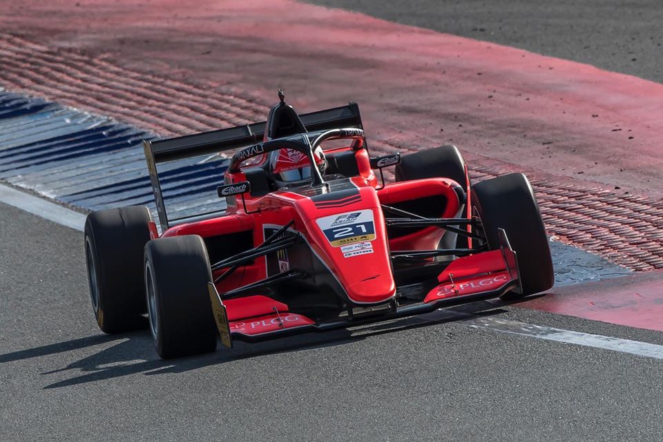 Telcel_Racing's tweet photo. #ReporteTelcel @TataCalde y @PiFitti, en el top-10 de la F3 Asiática en Dubai 🏎💨
➡ https://t.co/dzmT5EXniD #AMáximaVelocidad https://t.co/Y5OeezIRBz