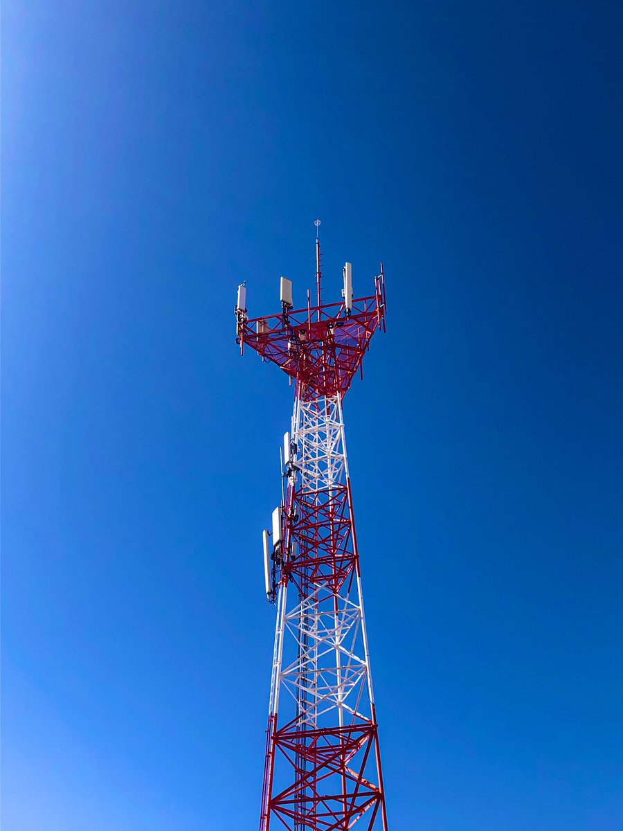 JoseMtzSegovia's tweet photo. A cualquier hora, y en cualquier lado. Siempre comunicados ❤️ #TelmexEstáContigo #RadarTelmex @TelmexRadar https://t.co/rlJdJ8l0Me