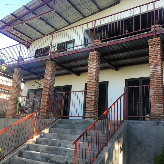 Craft4Community's tweet photo. CFC Lodge is your home base after working in the village or tired after a sweet surf session. Completed in 2017, we can accommodate up to 25 people with bunk and private room options. Work hard play hard, or just relax! .
.
.
.
.
.
#nicaragua #oceanview … https://t.co/d0BVe7K6gQ https://t.co/sXMTbpBULo