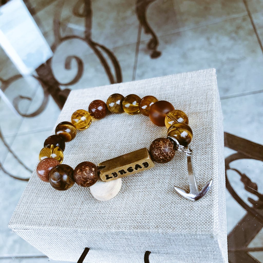 EccentricStones's tweet photo. Own one of our stones💎.
We have a wide range of items you could choose from ff on IG@eccentric.stones_ 
Kindly dm or Whatsapp: 0542321157. https://t.co/Us0lcLpHHa