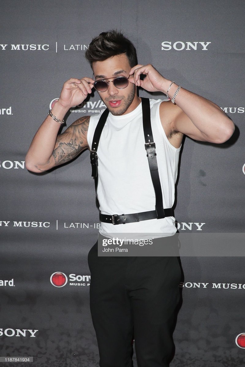 PrinceRoyce's tweet photo. 😎 https://t.co/X2qRWD8kIA