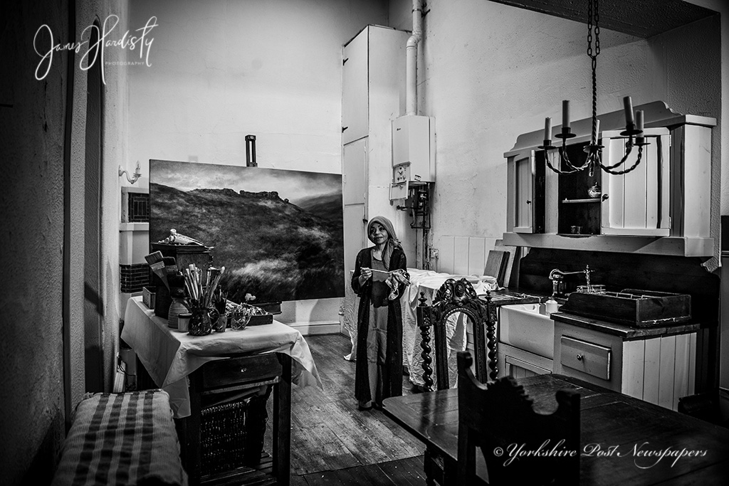 YPinPictures's tweet photo. #Leeds #artist Judith Levin @LevinGallery cover image #YorkshirePostMagazine @yorkshirepost @mikegauntdesign @BondChris73
@YorkshireStyleQ #YPMag she maybe petite her work is #grand #fantastic #BoldandBeautiful very inspiring #buyapaper #Yourpaper @MarisaCashill #yorkshire #art https://t.co/4p6t3Ea0TV