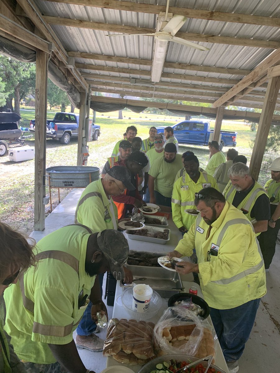 jimwitt26's tweet photo. Wrapping up #safetyweek 2020 at @CEMEX_USA Brooksville Quarry reviewing how Leadership, Culture and Systems + Action Based Safety = #zero4life.  A little lunch always helps too! https://t.co/zFCjIJ6kna