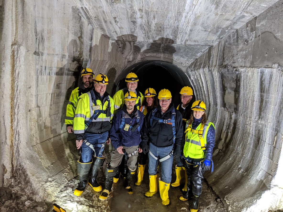 rchonthego's tweet image. Well here's a highlight, and probably for my team too - talking water infrastructure with @GovTimWalz 90 feet below ground in a Minneapolis storm tunnel.  We told our story of climate, rain, pressure, physics, and why the manhole covers dance.  Thank you sincerely for visiting.
