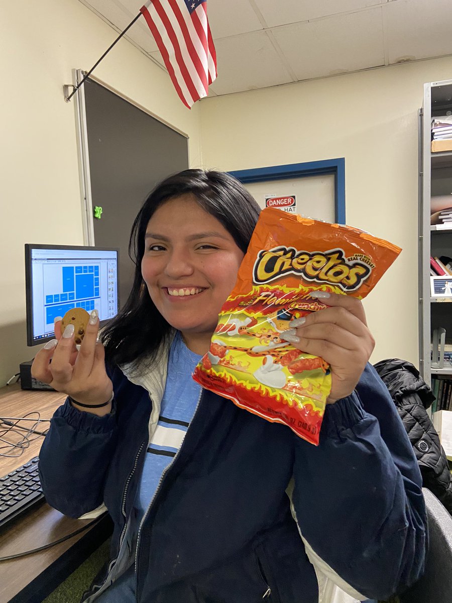 HEHSinteract's tweet image. Happy birthday to our secretary DANIELA MARTINEZ !! We love you ♥️