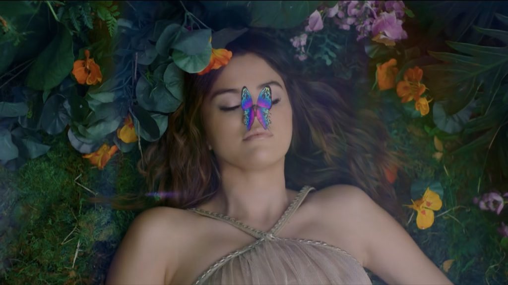 GomezSource's tweet image. 200 REPLIES GOAL! Let’s start trending the hashtag for the music video #RareMusicVideo 🦋 🌈
