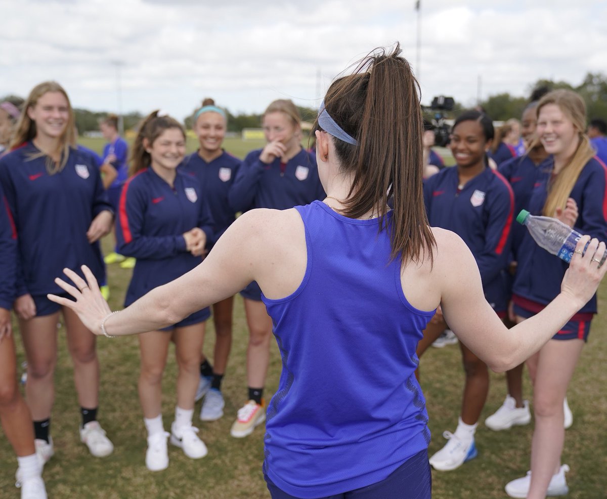 USWNT tweet picture