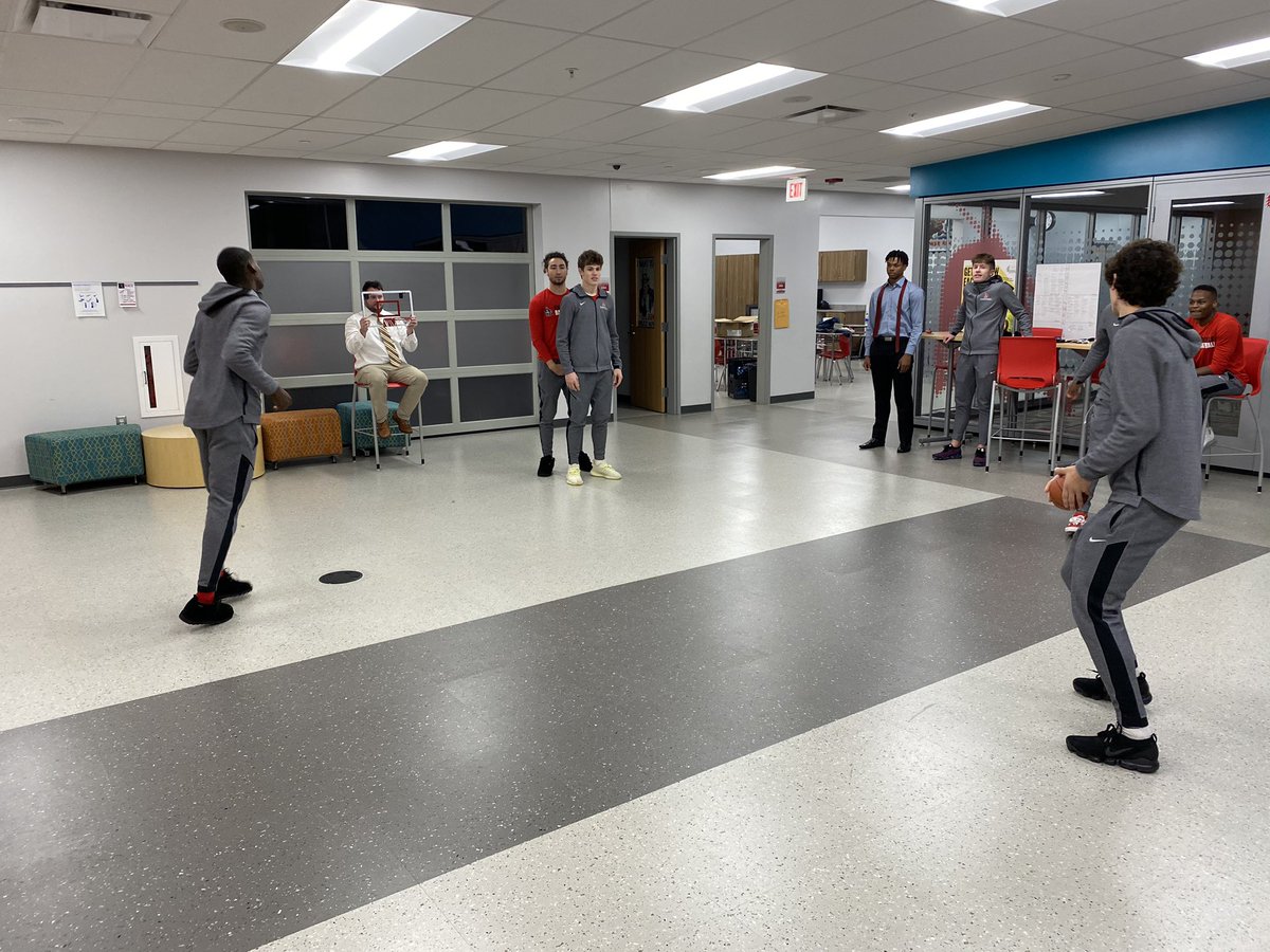 When you’re playing in a new venue, you have to get creative with your walk through. Game time just over an hour away.