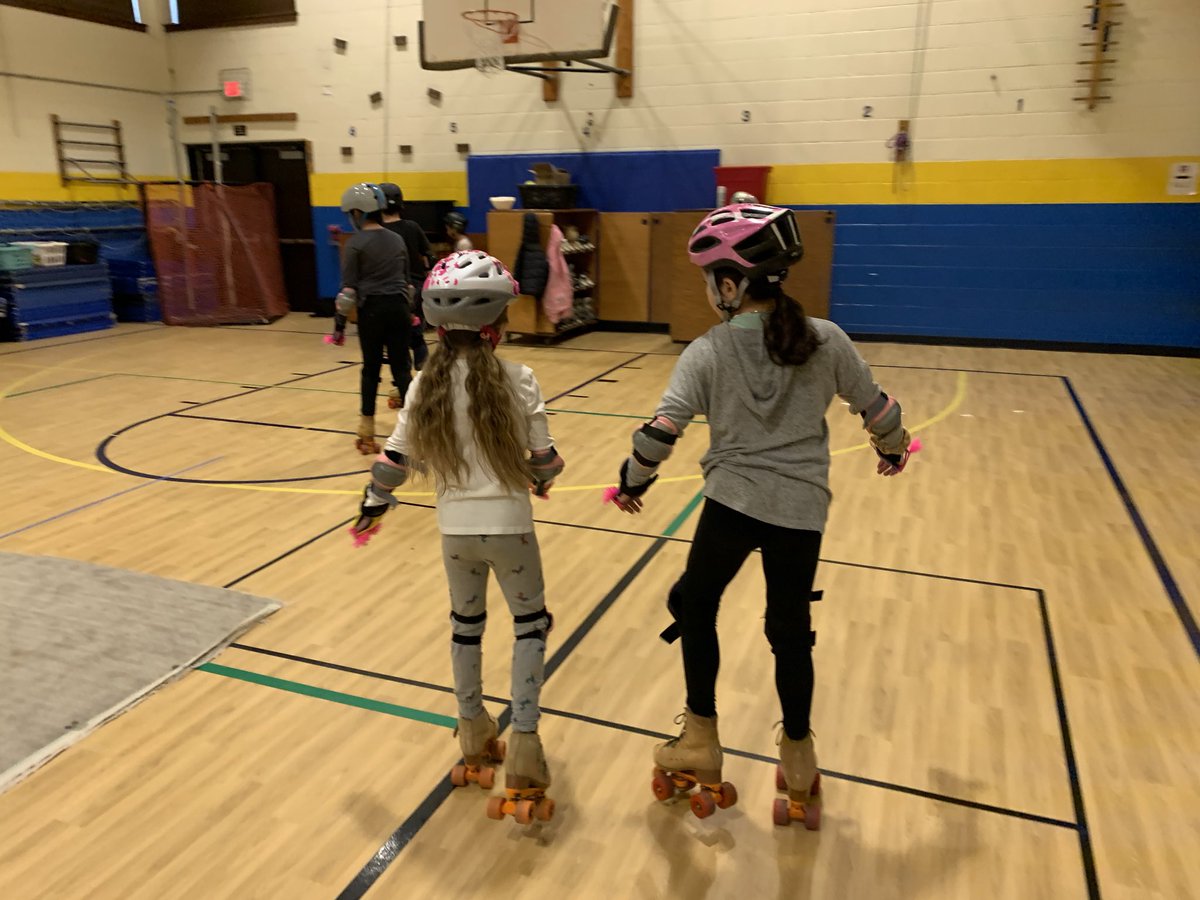 WalshVikings's tweet photo. What a great time together skating in gym! @JJKlagPE @FSDVikings https://t.co/y2atjMHHkc