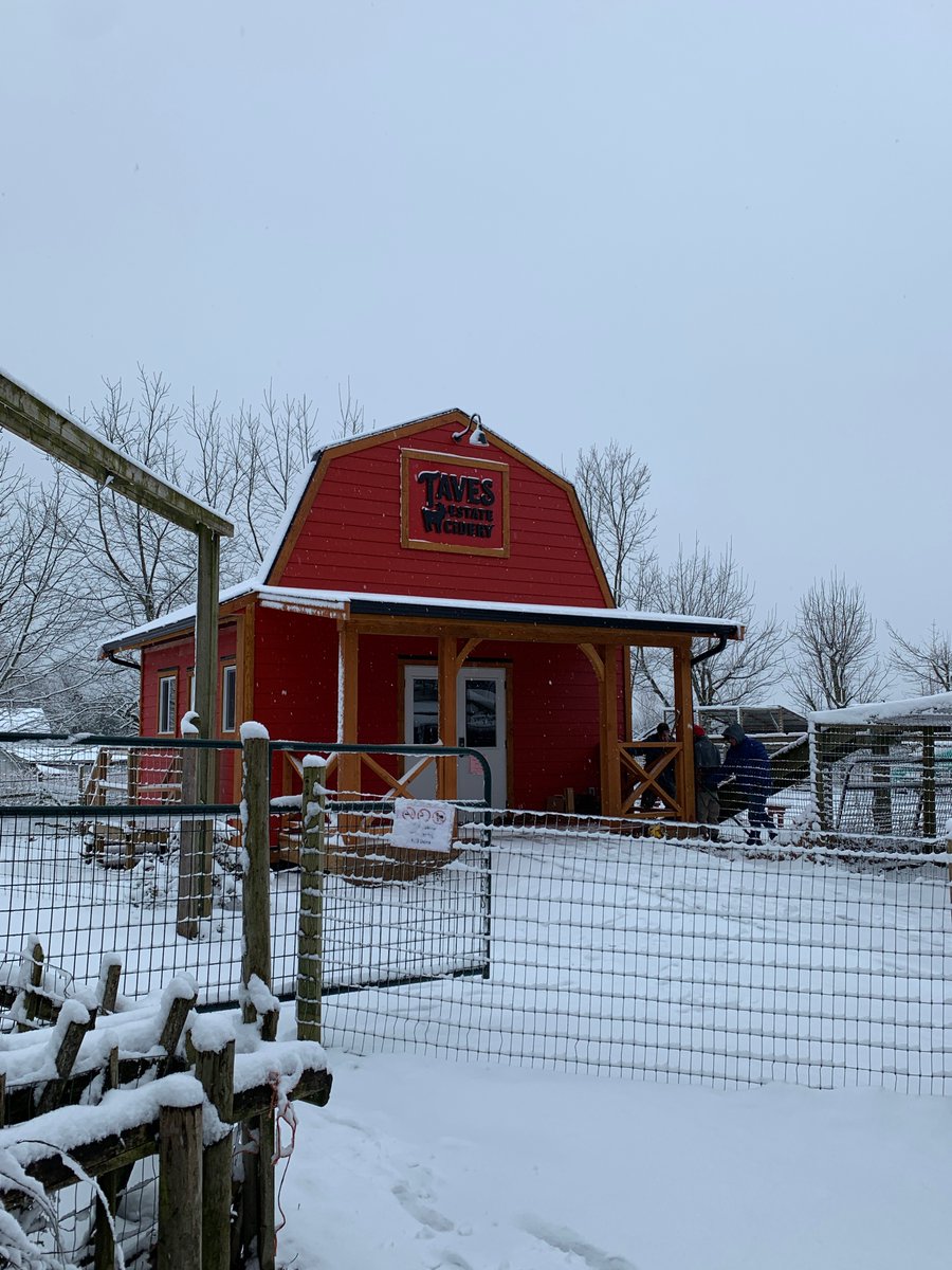 TavesFarms's tweet photo. Our new Cidery building is experiencing its first ever snow! Opening soon! #CircleFarmTour #exploreAbbotsford https://t.co/GzxoPPhXuB