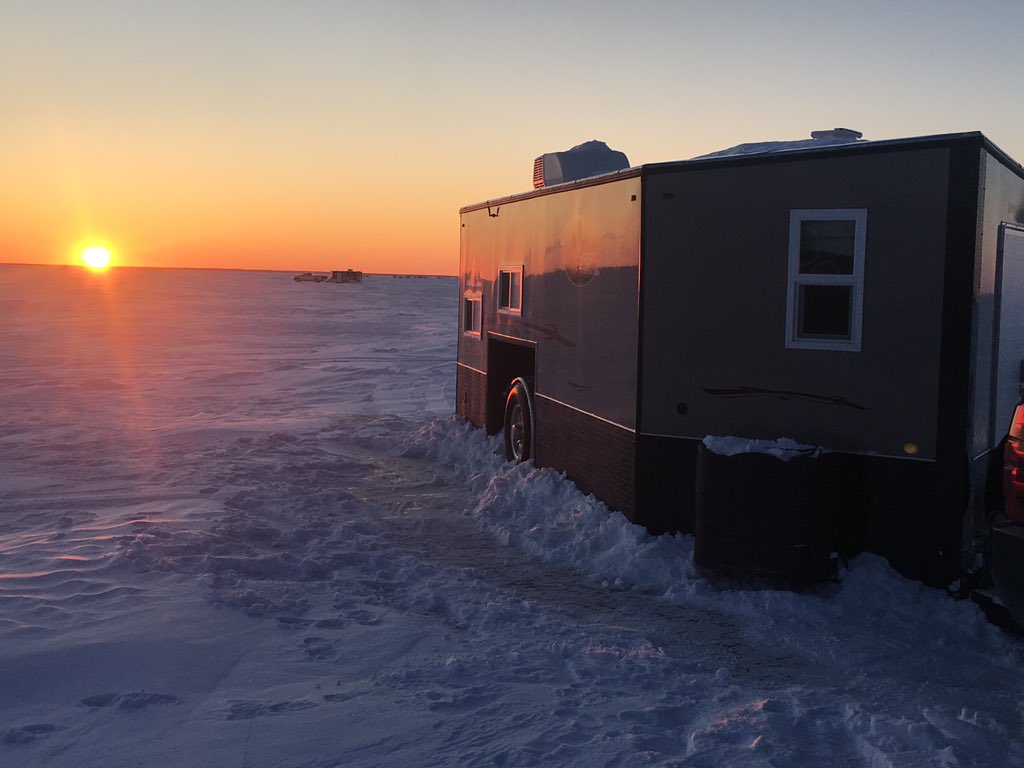 KyleFuechtmann's tweet photo. @kare11 Picture taken on lake of the woods Sunset tonight!
From Todd Fuechtman with son Kyle and buddies Rick and Ray
Ice is 22” thick, -4 right now (4:50pm)

Ice fishing the weekend on lake of the woods!

Hoping it might make  it on your 6pm news https://t.co/9SsaOOoVa0