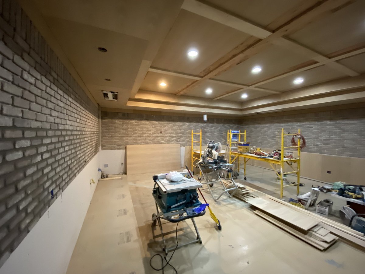 Gothalion On Twitter Studio Is Coming Along Dark Grey Grout Is