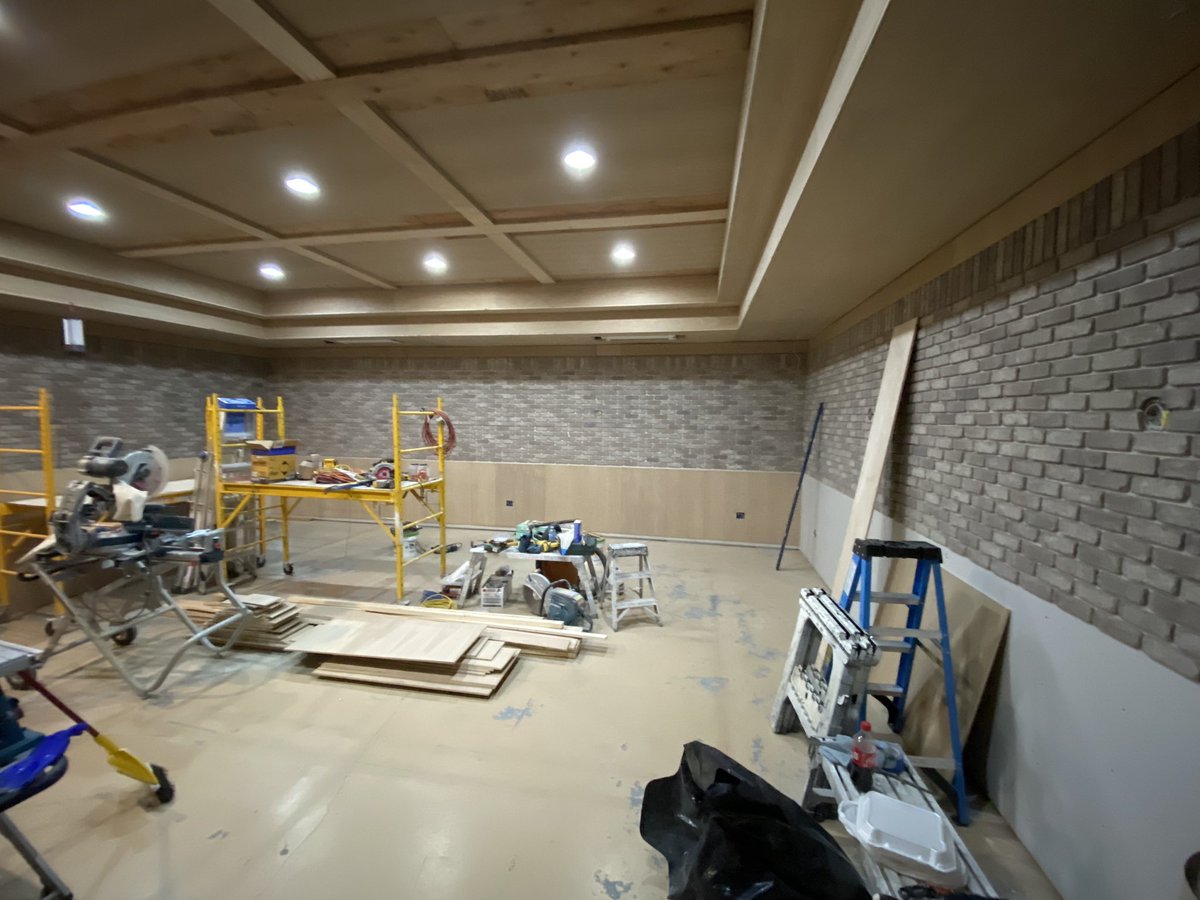 Gothalion On Twitter Studio Is Coming Along Dark Grey Grout Is