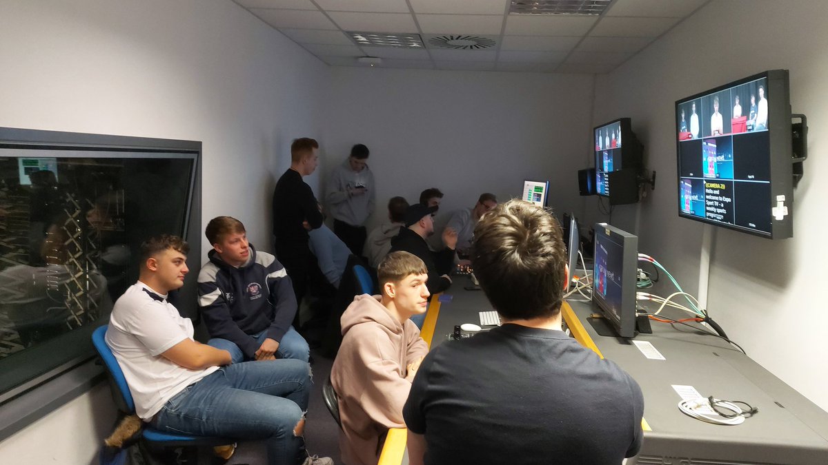 JulieKissick1's tweet photo. Another busy day with @SportsJournoUSW production our first programme for @radioglamorgan & a practice TV programme. Tomorrow we meet more prospective students @USWCreative @UniSouthWales open day. #LearningThroughPractice https://t.co/t8Em2og2ww