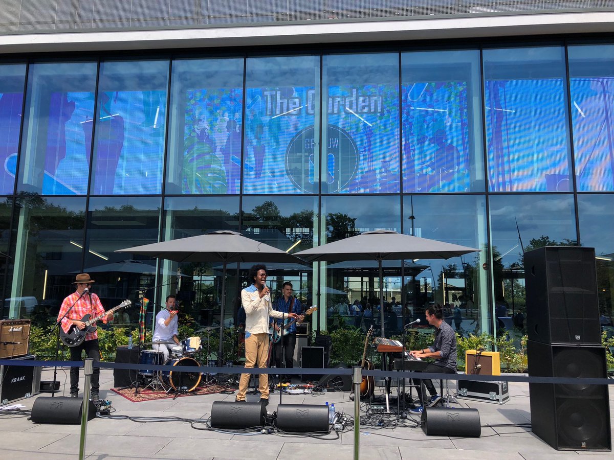 HMO (@hmoverijssel) on Twitter photo <a href="/JeanguMacrooy/">Jeangu Macrooy</a> tijdens opening <a href="/GebouwN/">Gebouw N</a> juli 2018! Jeangu, gefeliciteerd met je deelname. Straks songfestival kijken op ons grote scherm <a href="/HTSPnl/">High Tech Systems Park</a>? <a href="/JeanguMacrooy/">Jeangu Macrooy</a> tijdens opening <a href="/GebouwN/">Gebouw N</a> juli 2018! Jeangu, gefeliciteerd met je deelname. Straks songfestival kijken op ons grote scherm <a href="/HTSPnl/">High Tech Systems Park</a>?