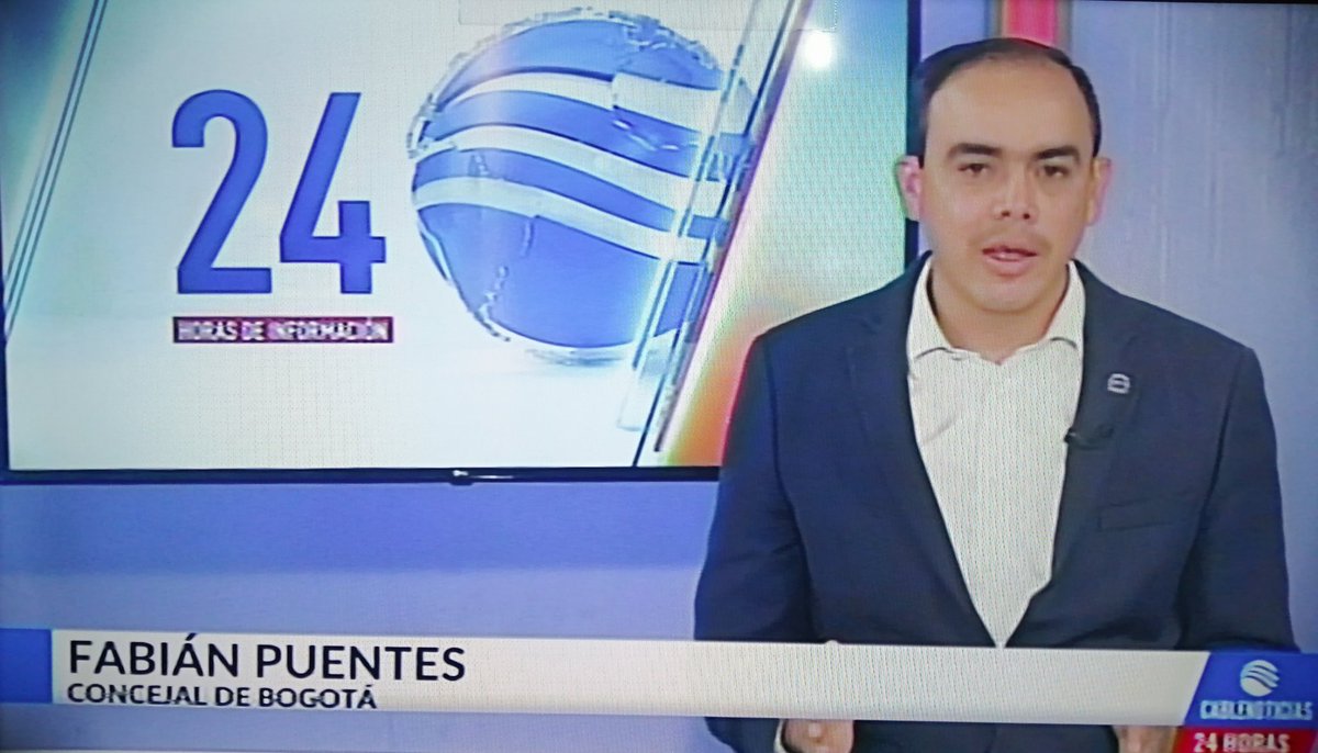 En <a href="/CABLENOTICIAS/">CABLENOTICIAS</a>
hablando del tema del día #SalidaDeUber

Nuestra propuesta "Se debe apoyar el emprendimiento legal"
<a href="/PartidoMIRA/">Partido MIRA</a>

Con <a href="/soylauraher/">Laura Hernández</a>