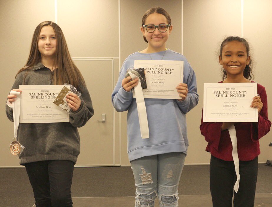 _HFESOwls's tweet photo. A HUGE congratulations to this HFE Hoot Owl!!! Liricka Farr, a 4th grader won the Saline County Spelling Bee! She will represent all of Saline County at the Arkansas State Spelling Bee...we are so proud of her!!! Great job!!!
#hfe 
#bryantschools https://t.co/f0PYNOXLLk