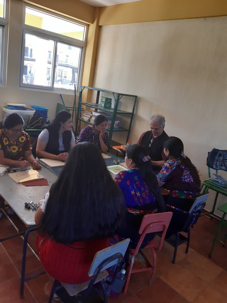 PablixSil's tweet photo. The last #DIYmicroscope workshop in #Guatemala for now was amazing! Pleased to work with these amazing #WomenInSTEM educators. Thank you Santo Domingo Xenacoj! #Science #STEMeducation #ScienceOutreach. Special Thank you to @ScopesWorkshop for the support and help! https://t.co/iKE9ZJcB0Z