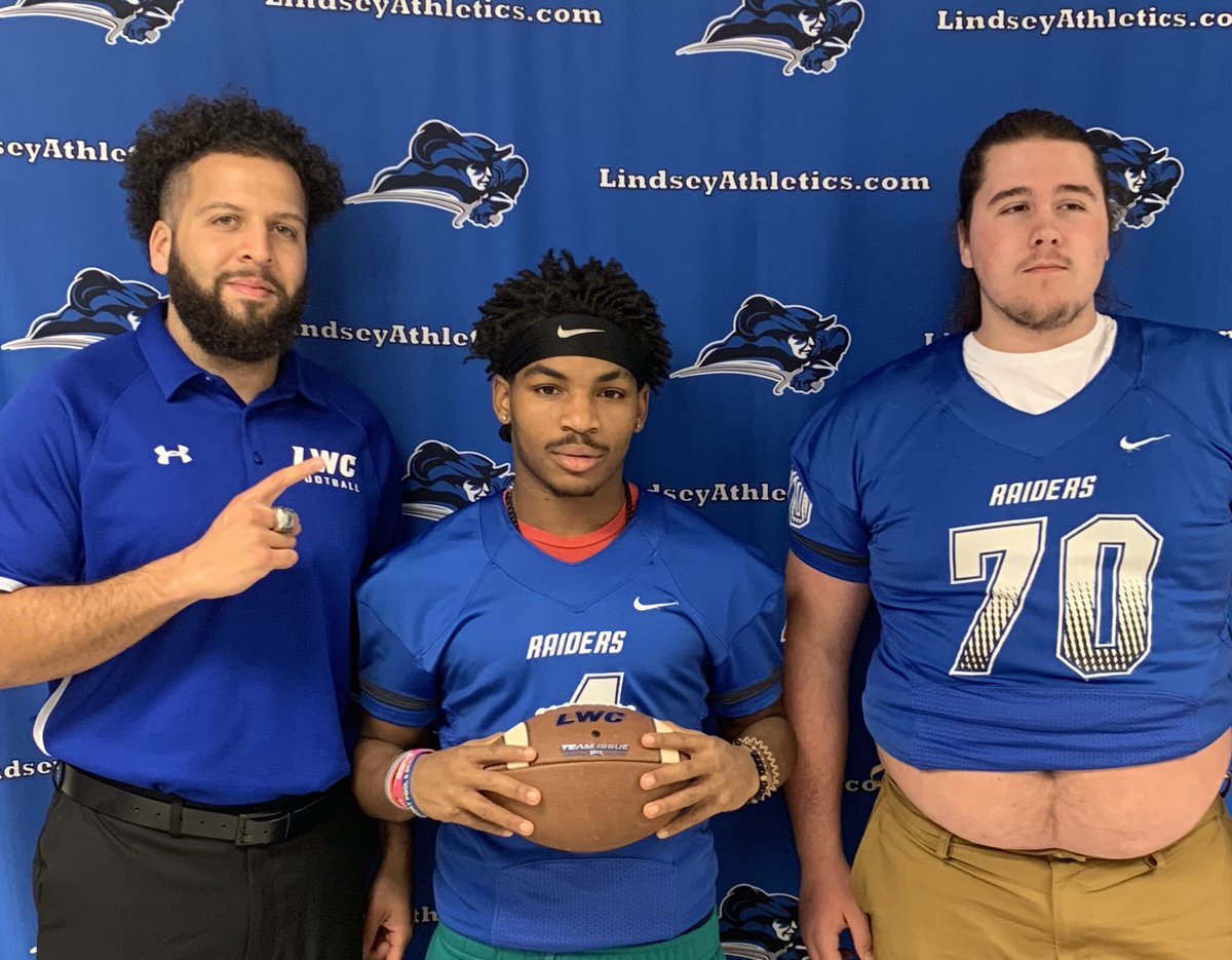 Had a great visit today at Lindsey Wilson @LWC_Football Thank you @LWCCoachO @_CoachGonzLWC for having me and Blake down. <a href="/BlakeWa64694757/">Blake Watkins</a>