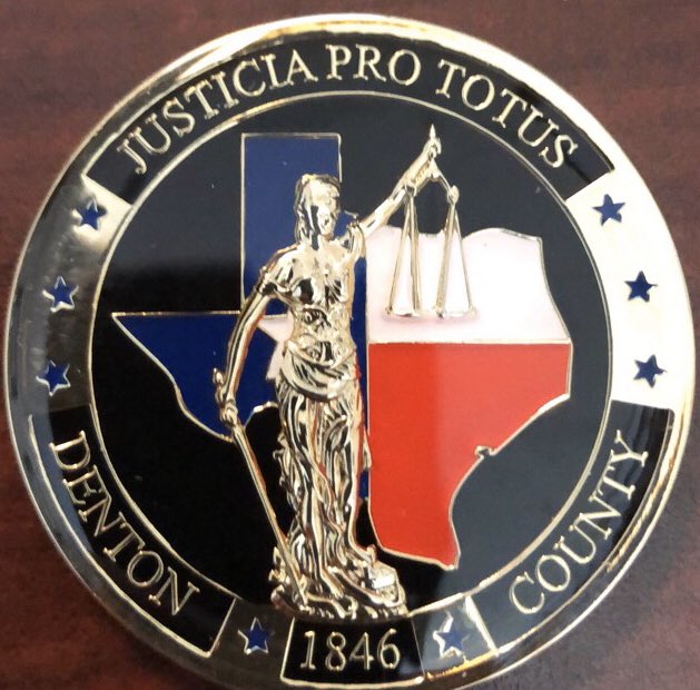 DentonCountyDA's tweet image. Anyone want a challenge coin 🤷🏼‍♂️?

Well...if you do here are the rules: 

1K retweets for the coin.

15K followers and I’ll giveaway this coin, 2 other coins from PD’s, and 2 of our patches.

Current and new followers eligible. 

Giveaway ends Saturday at midnight. Good luck!