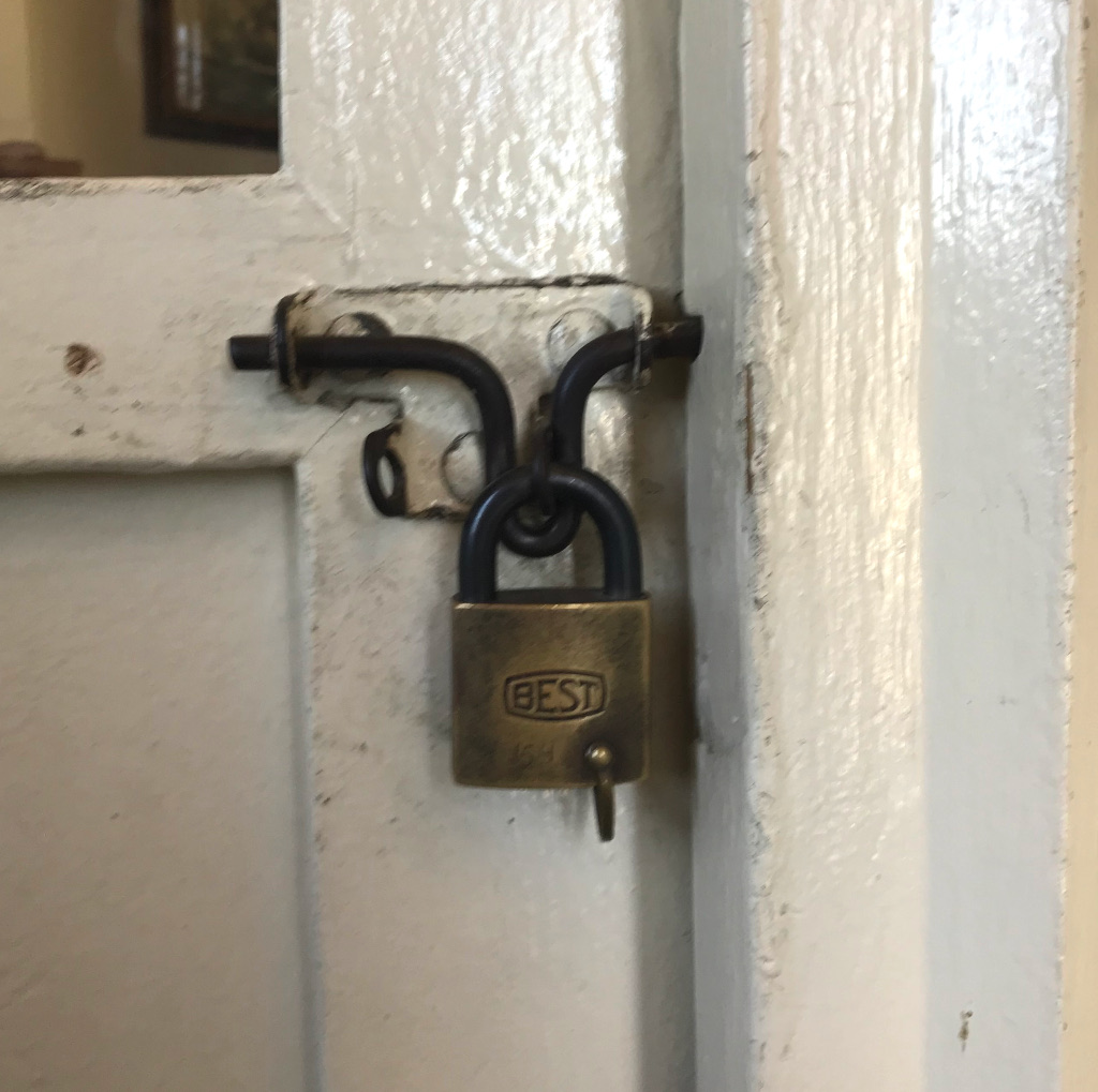 LockPorn tweet picture