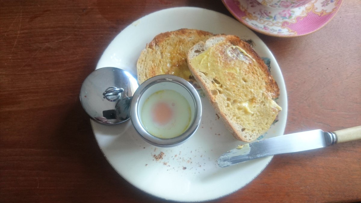 maudeygirl's tweet photo. Breakfast for one
#CoddledEgg #Tea https://t.co/C64btq8ZDq