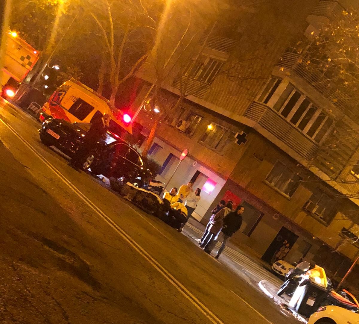 jetutini78's tweet photo. Calle Padre Damian y otra cucaracha que se lleva una moto por delante @vtc_crash @cabify @Uber https://t.co/KatNhQXWWk