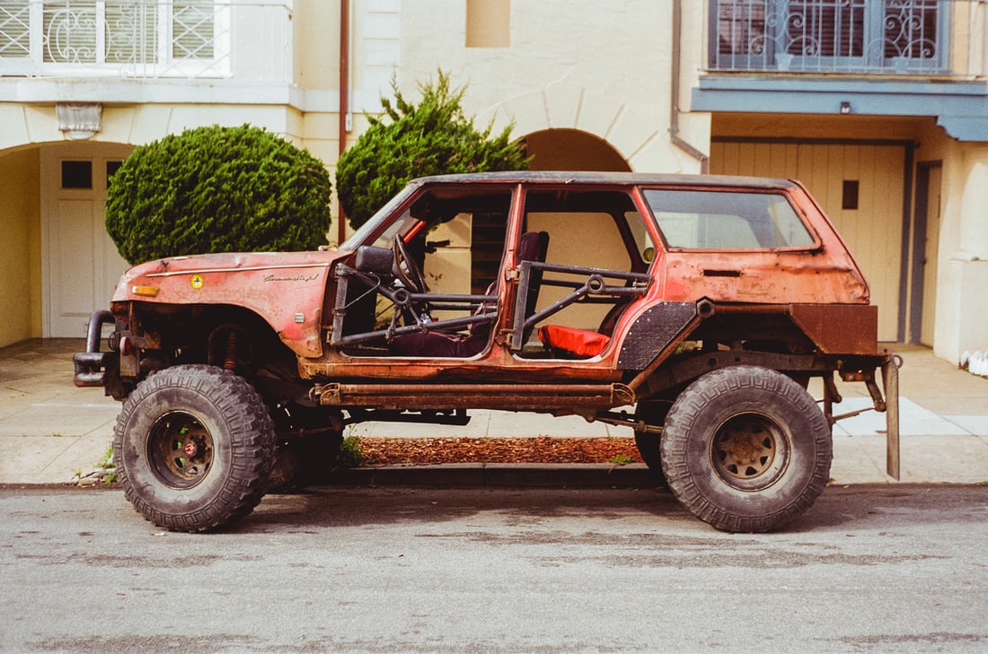 godfrienddme's tweet photo. #Urban #town #chevrolet #offroad #vrrooom https://t.co/OGe9IUuZ1V
