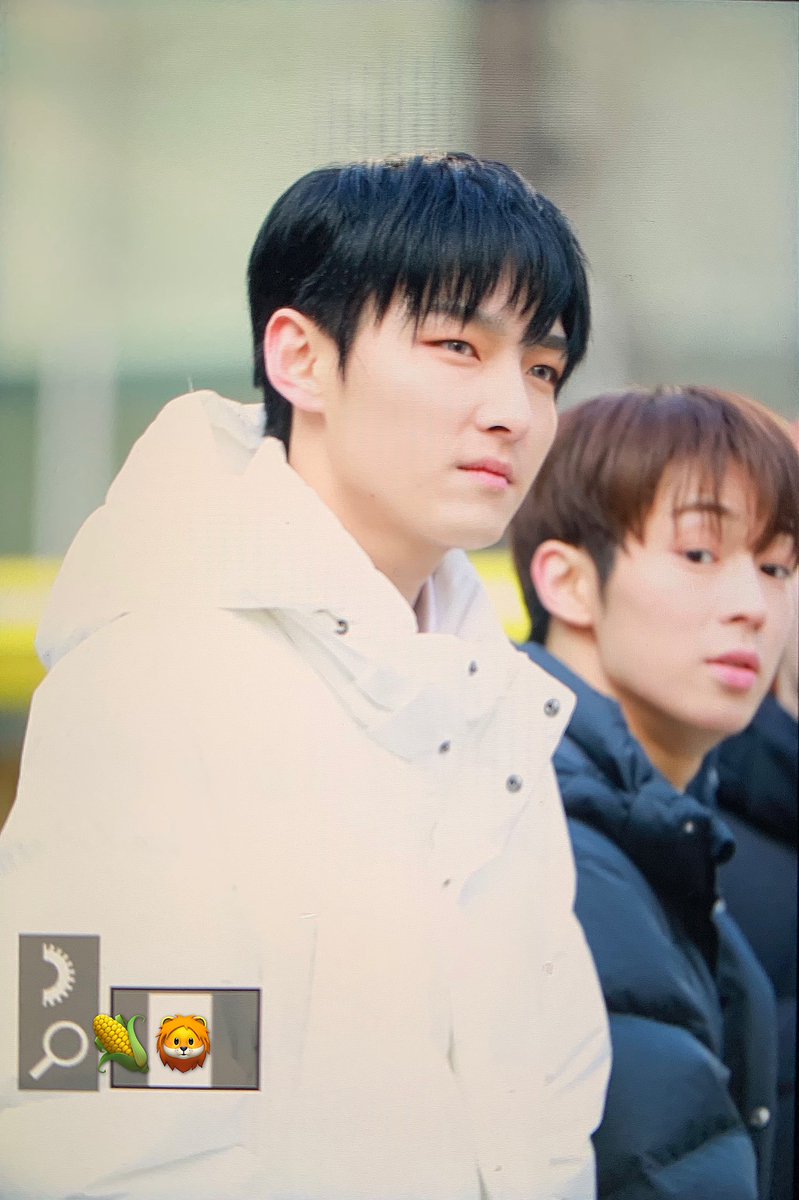 SweetCorn_0704's tweet photo. 200111 Mini FM
#SF9 #에스에프나인 #주호 #Zuho 
@SF9official @SF9_FANCLUB https://t.co/qCOnlctx77