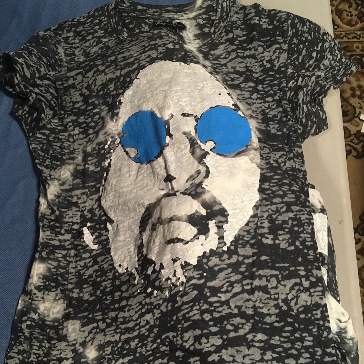 ahbpro's tweet photo. 【MOODYMANN JAPAN TOUR 2020】
Mahogani Musicからのツアー物販あります。各会場にて是非チェックしてみて下さい👀

・Moodymann T-shirts
・KDJ Sweatshirts
・KDJ Crew neck (women’s)
・LP 
and more

1.11(Sat) 東京 @ContactTokyo 
1.12(Sun) 大阪 @club_joule https://t.co/lCps7HTJZ3