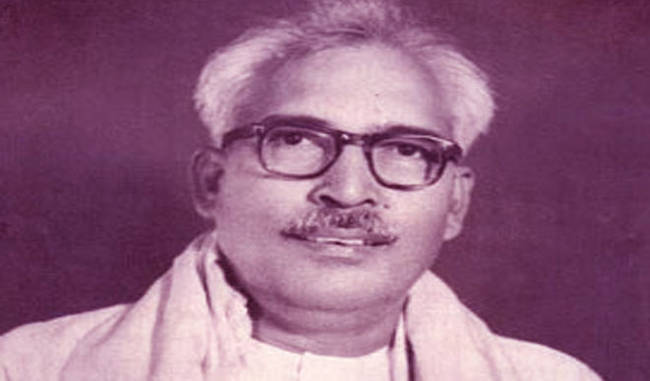 HinduVichar's tweet photo. हजारीप्रसाद द्विवेदी (19 अगस्त 1907 - 19 मई 1979) हिन्दी निबन्धकार, आलोचक और उपन्यासकार थे। आचार्य हजारी प्रसाद द्विवेदी का जन्म श्रावण शुक्ल एकादशी संवत् 1964 तदनुसार 19 अगस्त 1907 ई० को उत्तर प्रदेश के बलिया जिले के आरत दुबे का छपरा, ओझवलिया नामक गाँव https://t.co/KIokUE33j1 https://t.co/SwhchhW3Fz