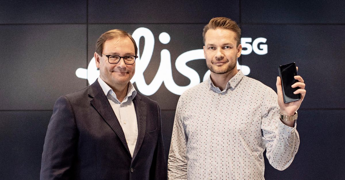 Vuosi 2019 oli Elisan #5G-juhlaa, ja nyt jo tuhannet suomalaiset nauttivat 5G:n eduista. 5G-palveluiden edelläkävijänä tunnettu Elisa aloitti ensimmäisenä 5G-laitteiden ja -liittymien myynnin sekä toi 5G:n 13:een suomalaiskaupunkiin. Ensi vuonna jatketaan! ✨ #Elisa5G