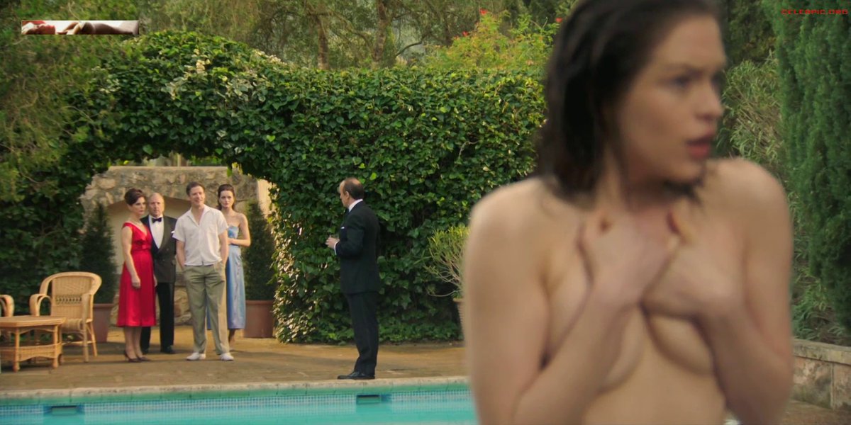 Cookson topless sophie Sophie Cookson
