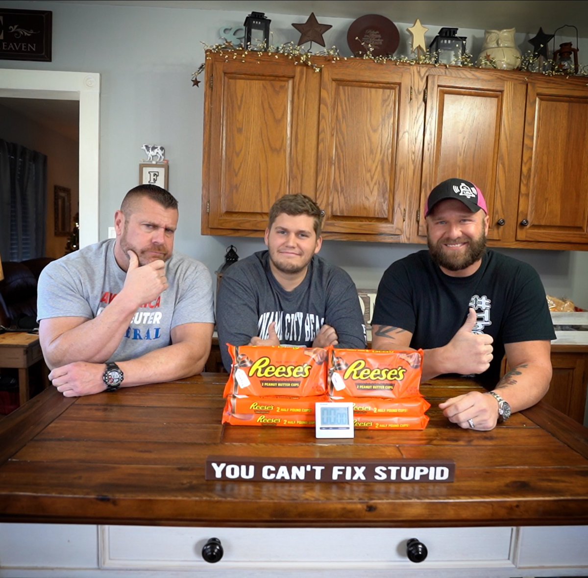 TheBellLife's tweet photo. @garren_bell made some chocolate milk😂🤮 (Attempting To Eat 6lbs Of Reese’s Cups) Link in bio... Please Like/Share and as always SUBSCRIBE👍🏻👍🏻 #TheBellLife #InGodWeTrust #CrazyWhiteBoyz #chocolate #peanutbutter #reeses #cup #6lbs #alot #lol #likes #share #subscribe #youtube https://t.co/4nEy5o7h02
