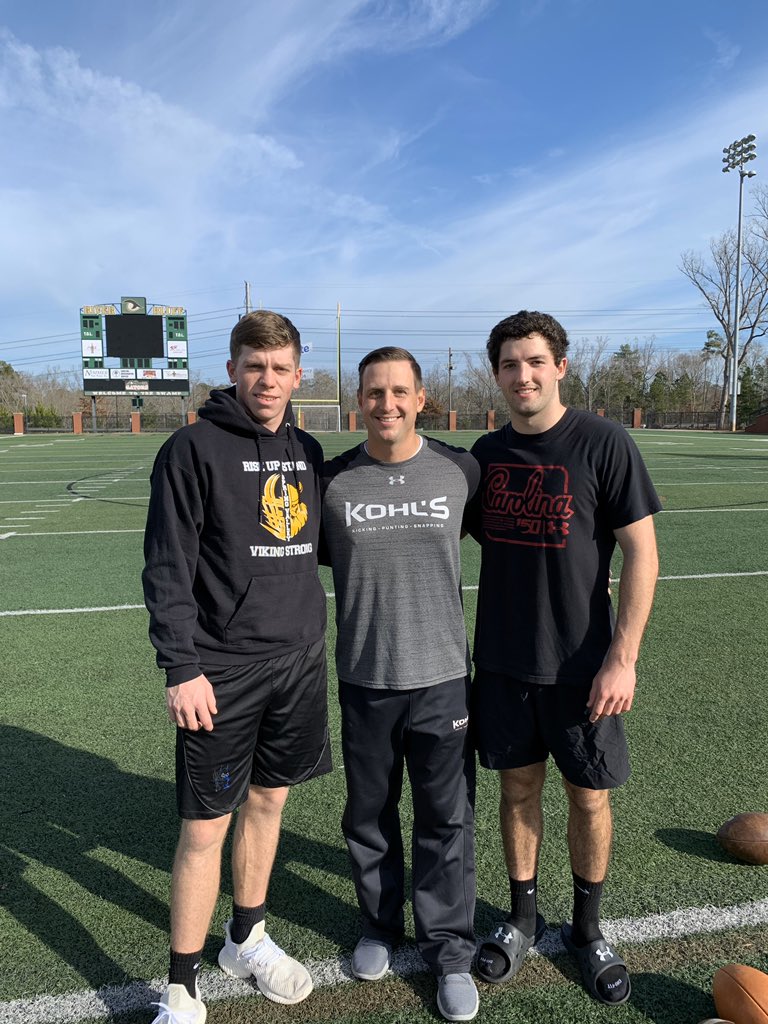 Alex Herrera tweet media