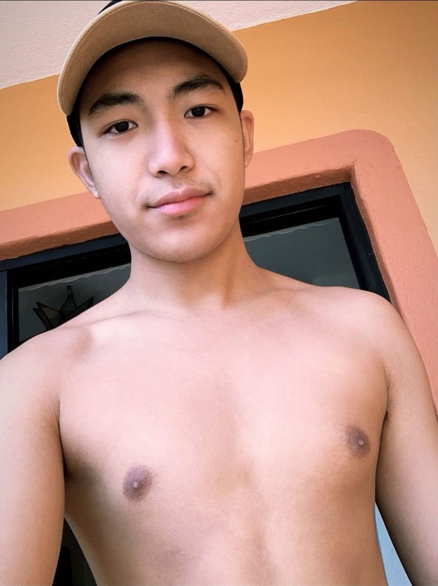 itskeithpengson's tweet photo. tingin naman ng abs jan 😂 https://t.co/cxaHnCWVRg
