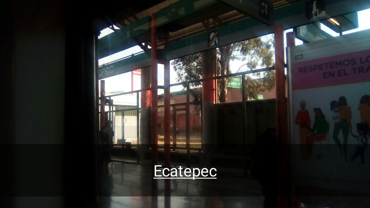 lessac5's tweet photo. De Garibaldi/Lagunilla a Buena vista y de Buenavista a Ciudad Azteca, vamos por la tercer Linea completa Linea B y llevamos 3 horas en el metro aun no quedamos locas @Soniiglu https://t.co/40NzRm8qhH