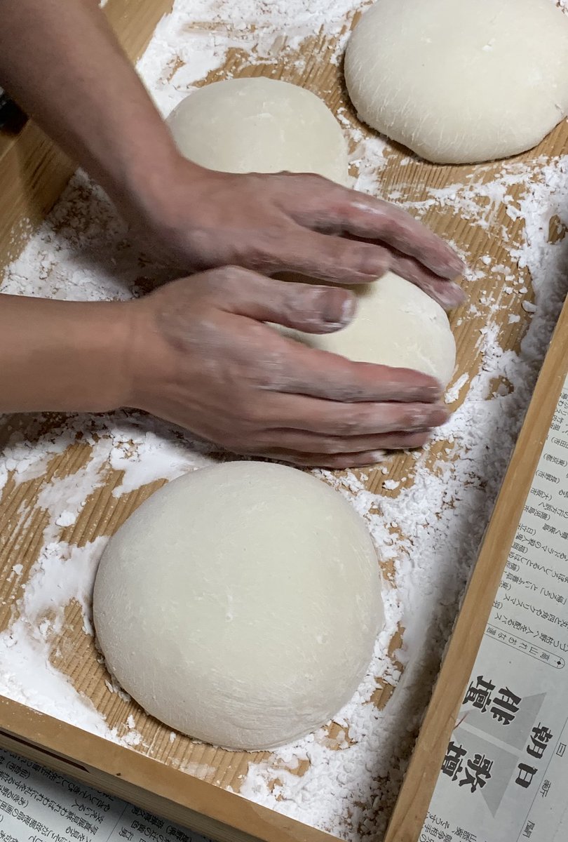 長田節子 本日は餅つきを家族総出で お鏡制作中 長田節子 本日は餅つきを家族総出で お鏡制作中