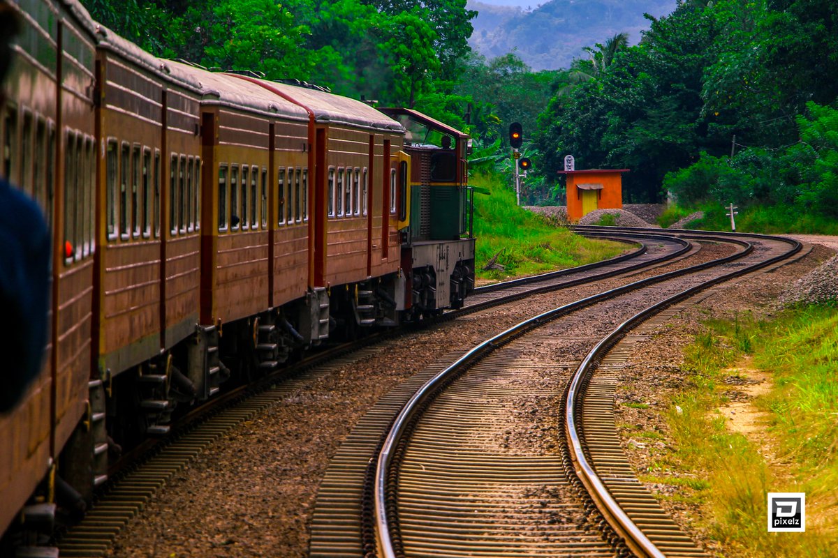 connectinglk's tweet photo. Make your first priority to visit Sri Lanka in 2020 and a slow train trip to Badulla.

#RoadTripToBadulla #SriLanka #Badulla https://t.co/5vqPHYS7ei