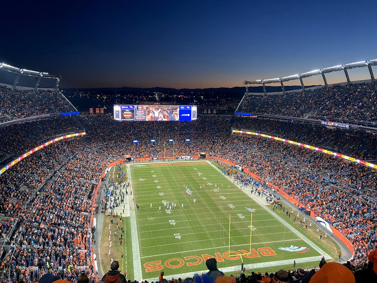 AllenSpencer5's tweet photo. After 20 years in Denver, I finally made it to a Broncos game thanks to my good friend, Phil. Any day where the Broncos win and the Raiders lose is a great day. #OAKvsDEN #denverbroncos https://t.co/4YF8QJW19I