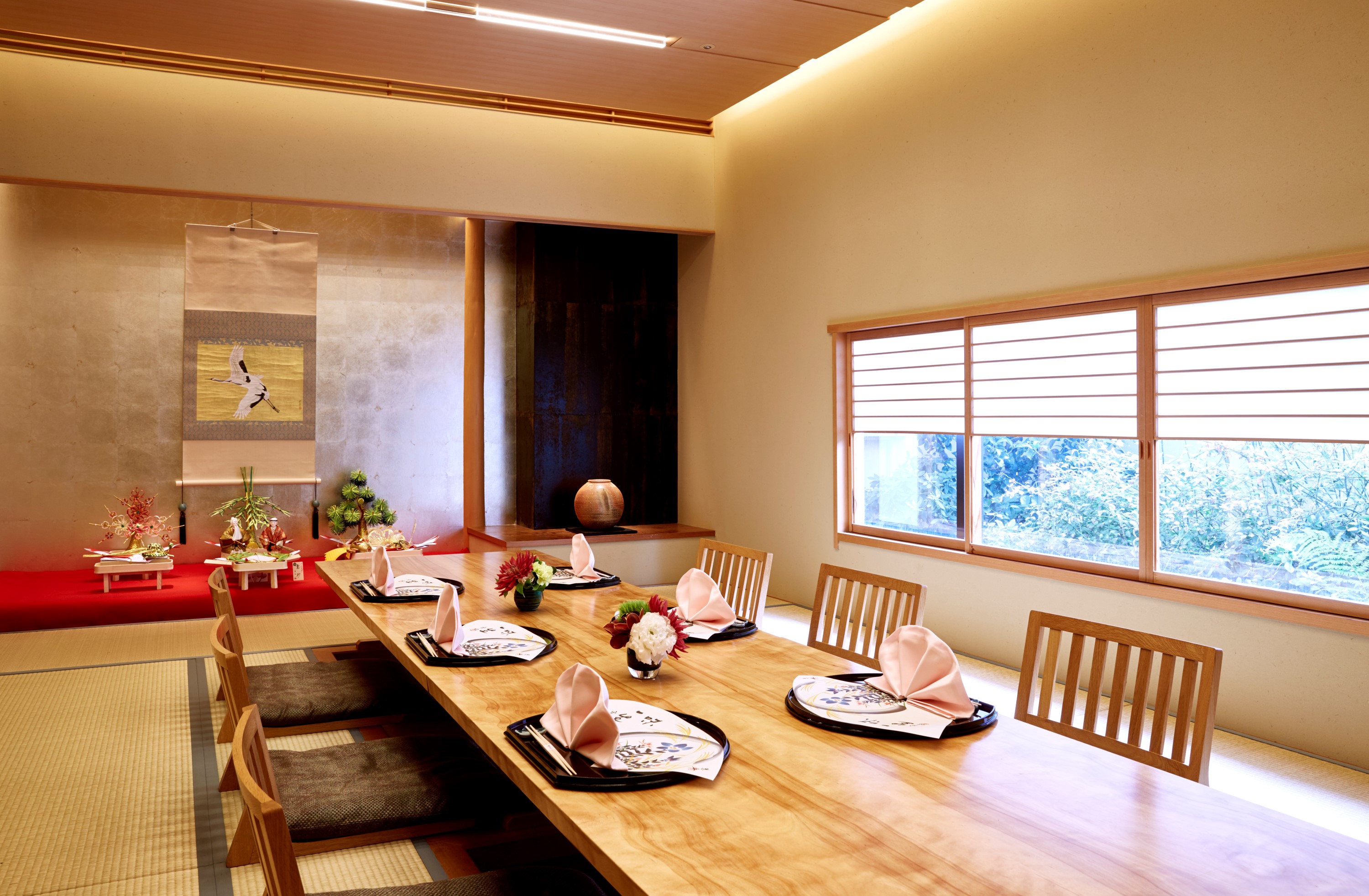 ポッピー 神戸ポートピアホテル 公式 ご結納やお顔合わせに最適な 日本料理 神戸 たむら 格調あふれるお部屋 五味調和 の心息づくお料理とホテルならではの丁重なおもてなしで お慶びの日をお手伝いいたします 神戸 たむら お顔合わせ ご