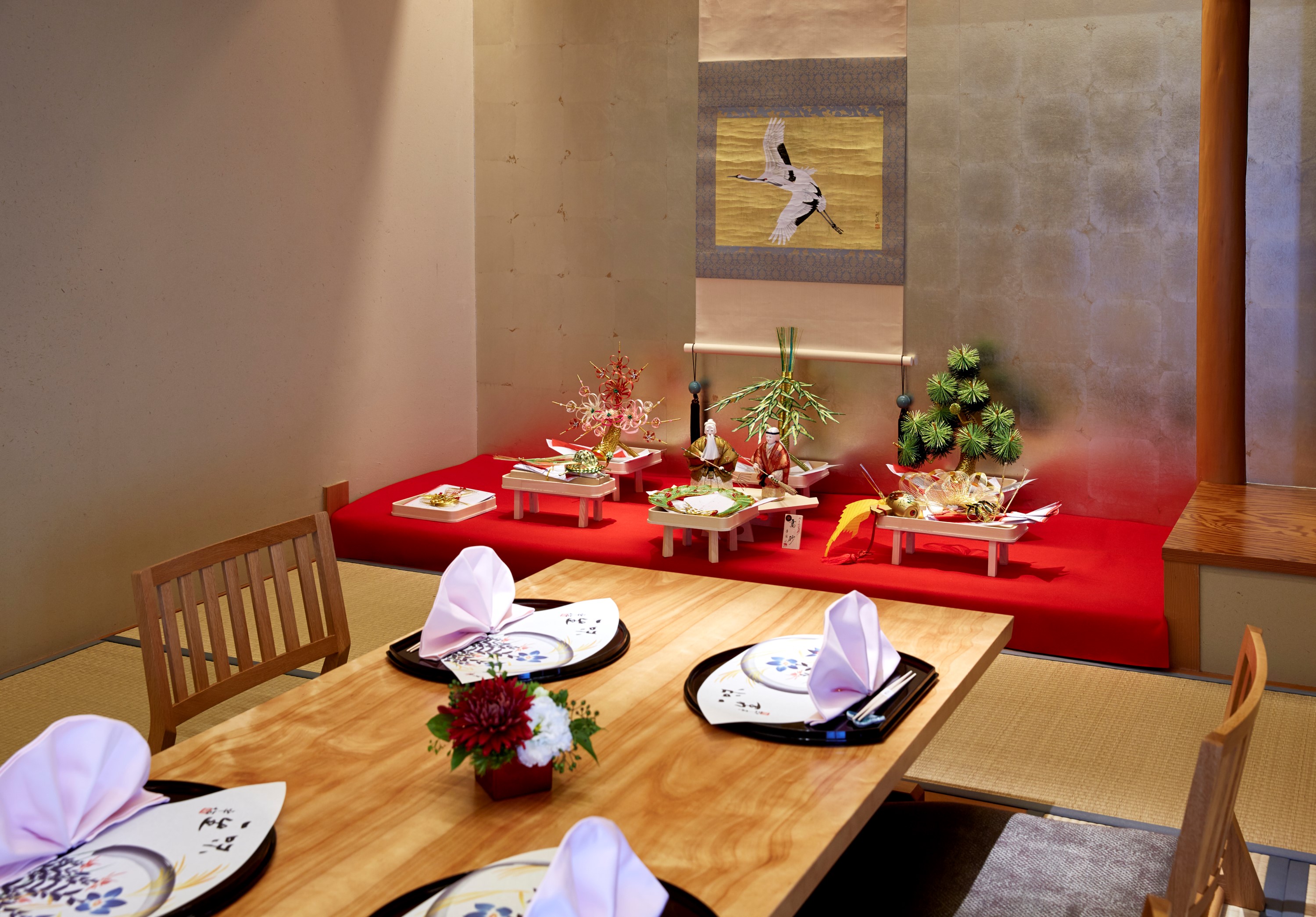 ポッピー 神戸ポートピアホテル 公式 ご結納やお顔合わせに最適な 日本料理 神戸 たむら 格調あふれるお部屋 五味調和 の心息づくお料理とホテルならではの丁重なおもてなしで お慶びの日をお手伝いいたします 神戸 たむら お顔合わせ ご