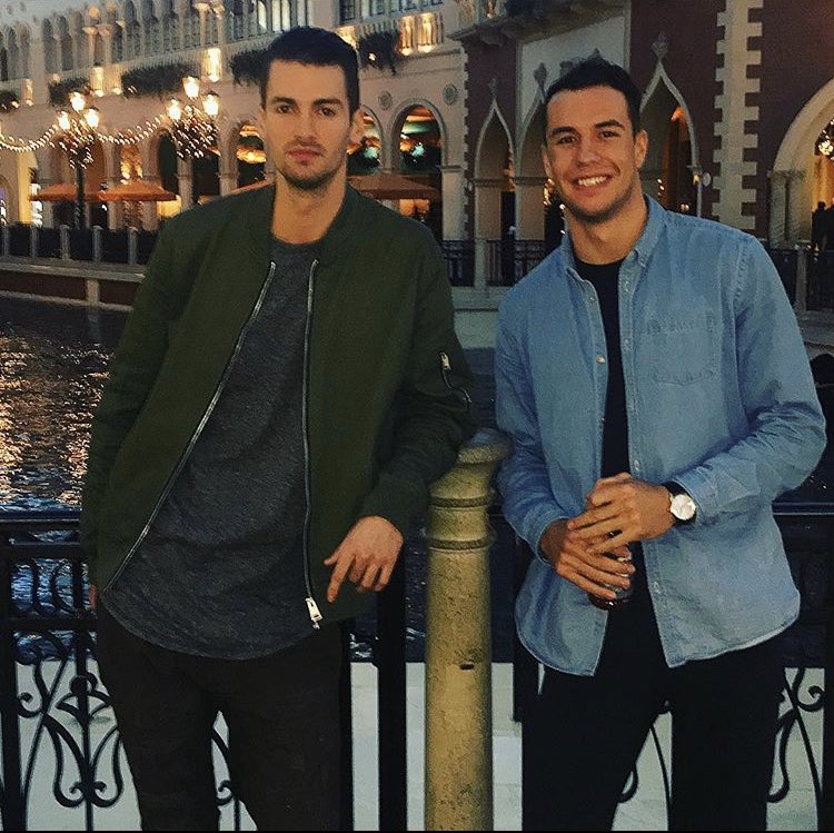 gargoyle_uzi's tweet photo. This is the last known picture of Freddie Mercury (Left) and his partner. RIP 11/24/91 https://t.co/wfKjqTNKtm