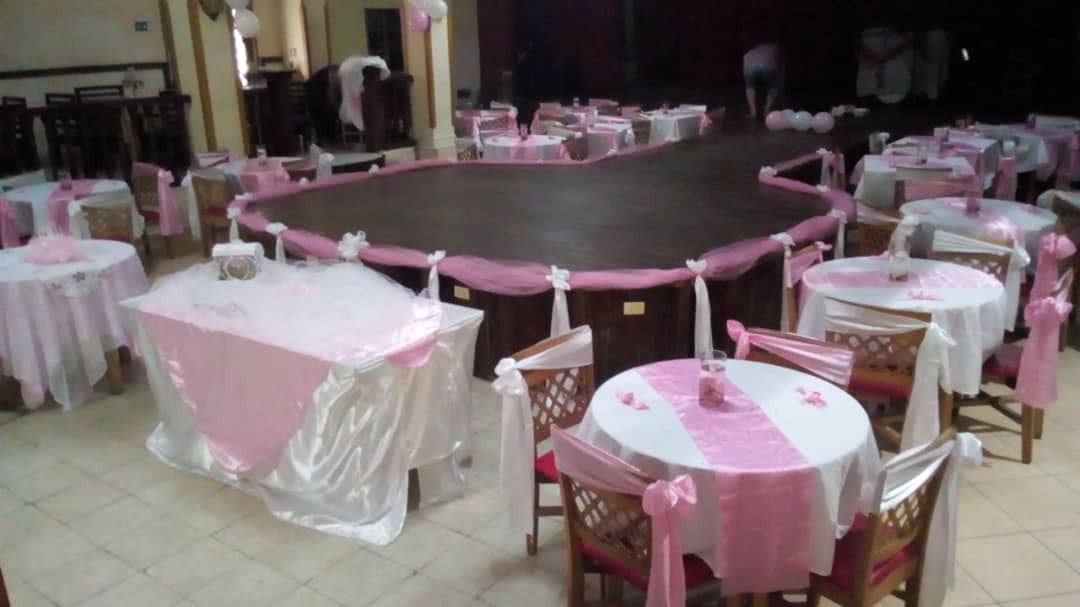 ofeliadecora's tweet photo. ¡Felicidades a los recién casados hoy en Casablanca y muchas gracias por elegirnos! No dudes en contactarnos para tu #boda, #cumpleaños, fiesta de #quince, #babyshower, #despedida ¡o lo que sea! Nos especializamos en #decoración de tu recinto. https://t.co/h1P23mFUwe