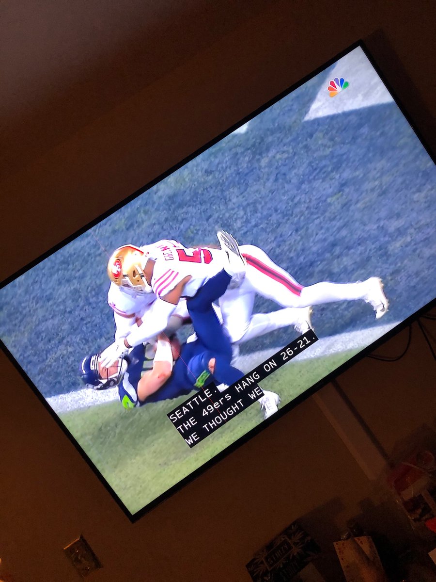 How loud is the #12thMan right now? What do 70,000 open mouths sound like? #BANGBANGNINERGANG #NFCWestChampions