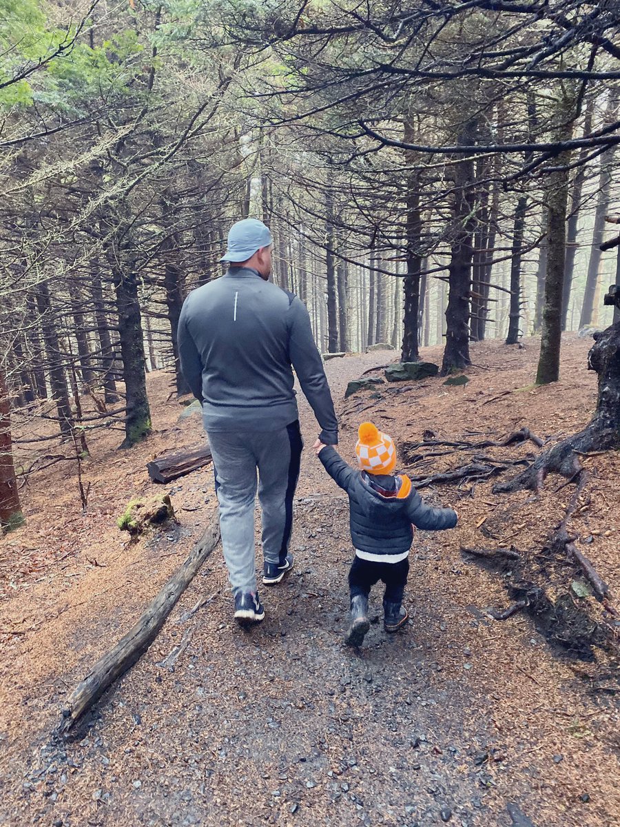 CoachJPressley's tweet photo. It was great day for a family hike! #CarversGap #FamilyAdventure https://t.co/O9lk408fvO