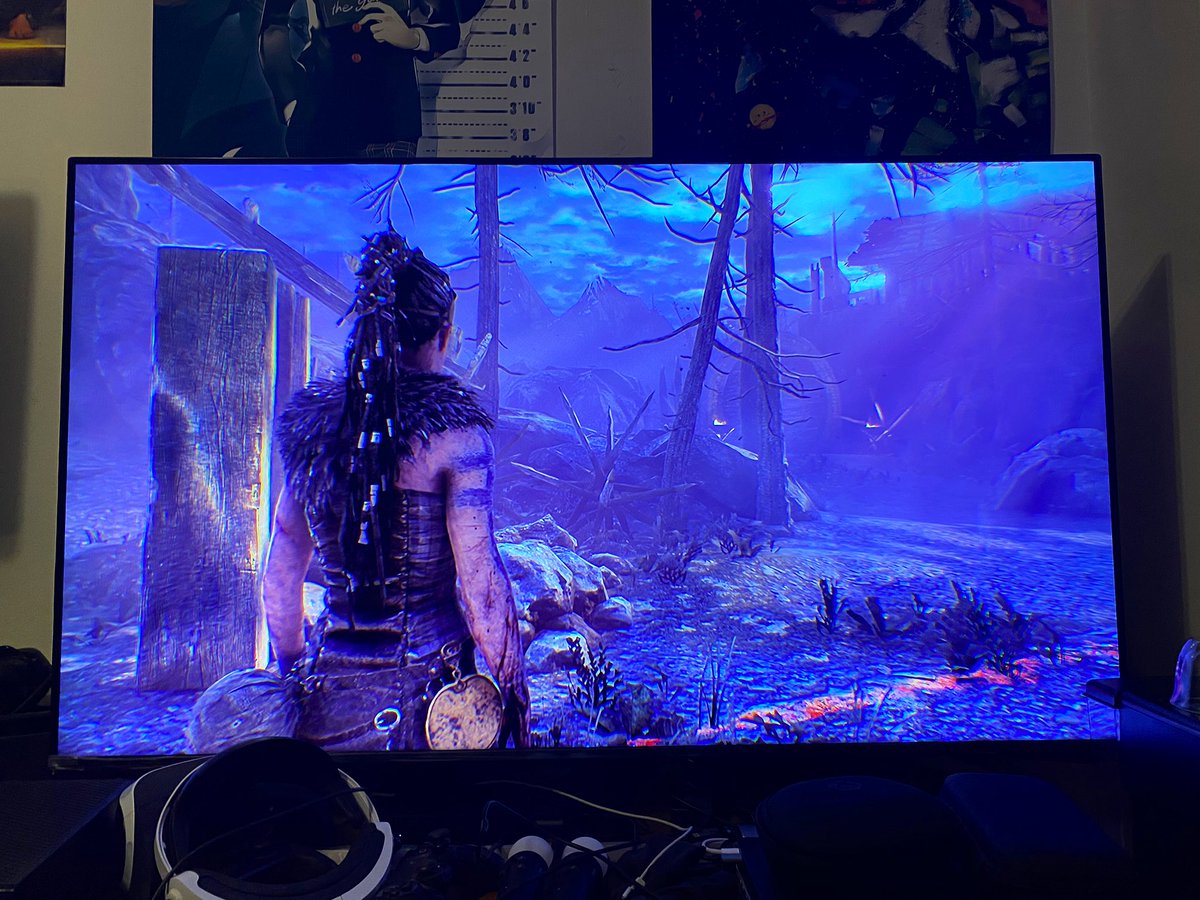 AureliusUltra's tweet photo. Another weird game to play during the holidays but damn is Hellblade Senuas Sacrifice good. It’s my first time playing through it and I’m very impressed. https://t.co/o96OXSlJb0