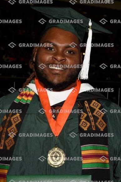_Coouse's tweet image. O ain’t never dropped these here. 🐍👨🏾‍🎓#FAMUGrad