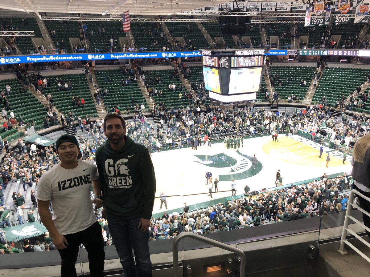 DueyBui's tweet photo. A little #maet outing with @AlexGtime! #GoGreen! https://t.co/OlYT37XBrL